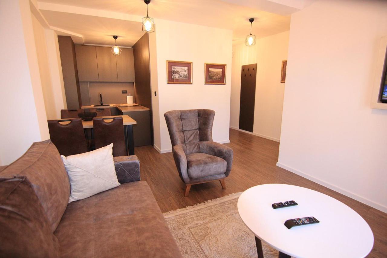 Apartmani Fantasia Cetinje Exterior foto